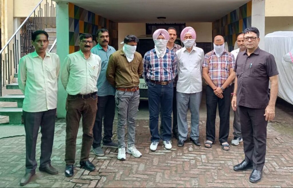vigilance bureau punjab arrested 4 for Accepts taking bribe