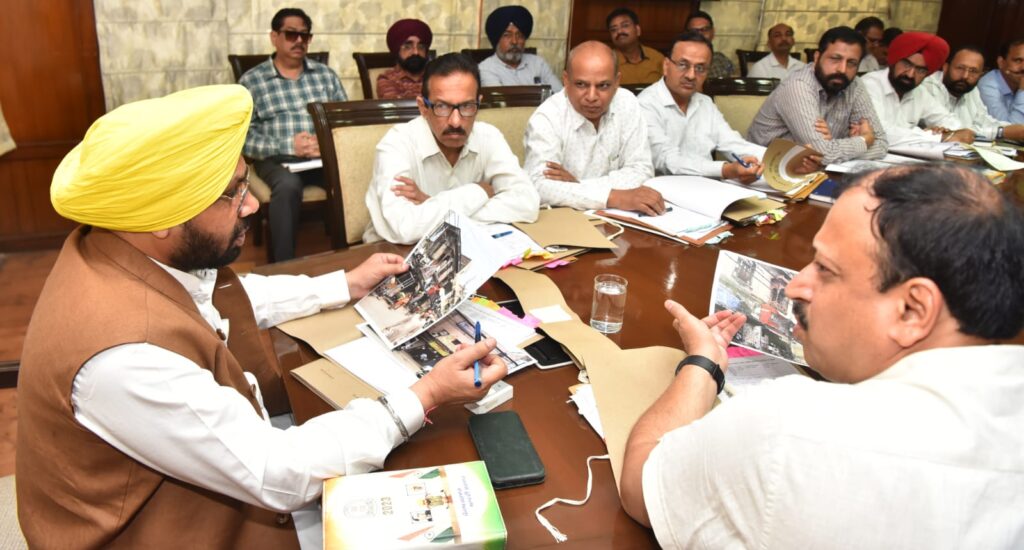 PWD Punjab Minister Harbhajan Singh ETO