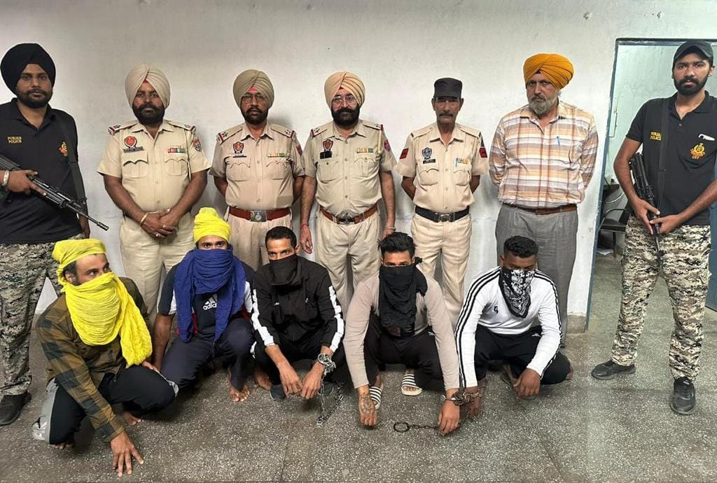 Punjab Police with Gangster