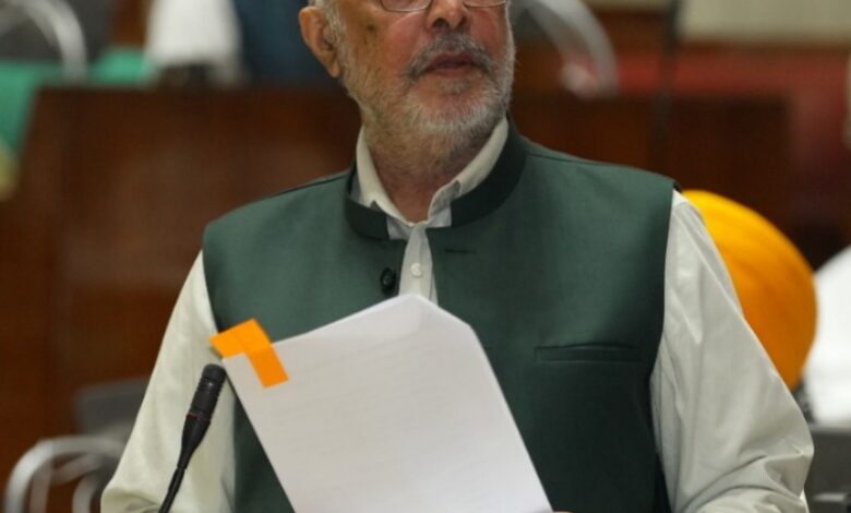 Minister Dr. Balbir Singh told about Mukh Mantri Sarbat Sehat Bima Yojna