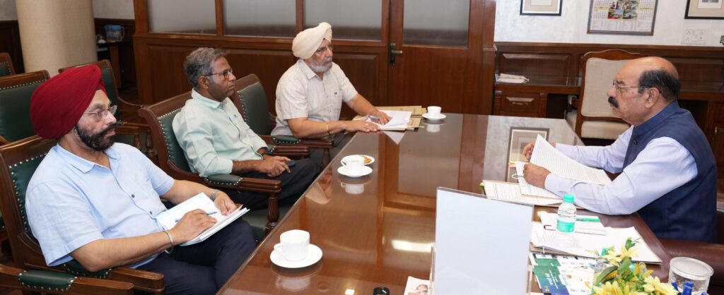 Minister Mohinder Bhagat told about Department of Defence Services Welfare