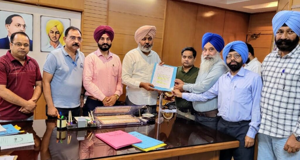 Advocate Harpal Singh Cheema told about Employee Unions