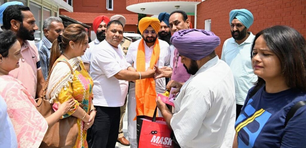 Minister Tarunpreet Singh Sond told about Paramedical Staff