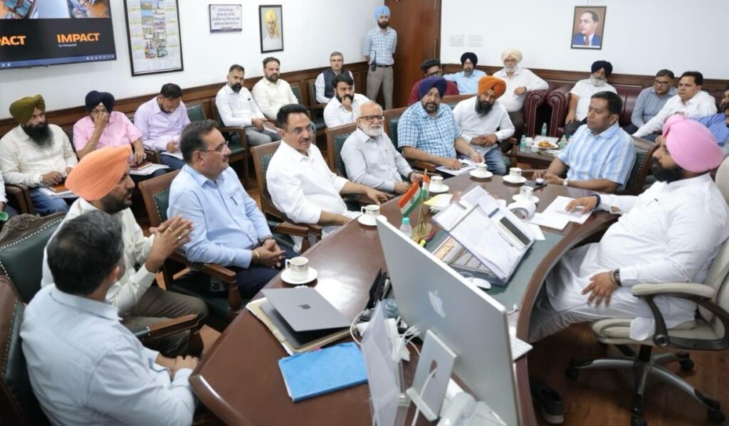 Minister Harjot Singh Bains told about Centre of Higher Education