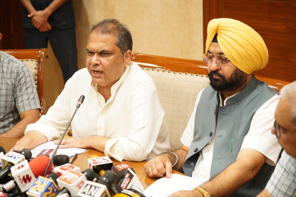 Minister Sanjeev Arora told about Udyog Kranti