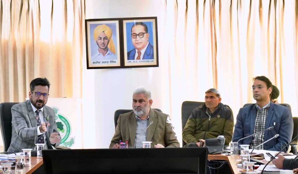 More than 1000 employees have been regularized - Lal Chand Kataruchak
