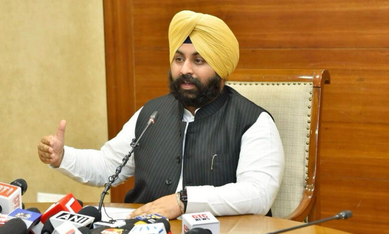 Digital Revolution - Computers will be installed in all schools with an investment of Rs 400 crore