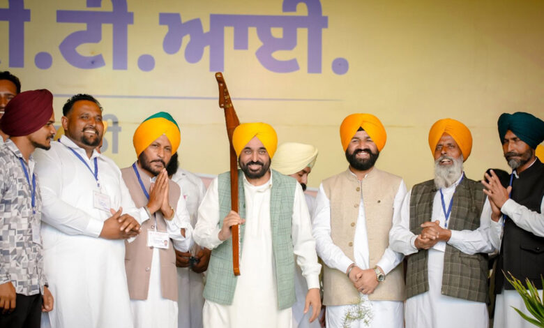 Education of Punjab: Akali-Congress ruined it, kept it illiterate