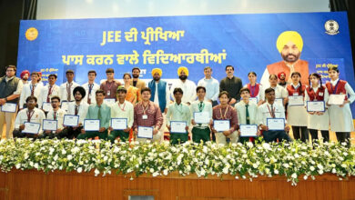 369 Students Who Cleared JEE Mains Honored