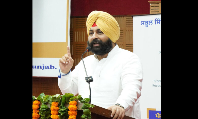 Sri Akal Takht Sahib, Harjot Singh Bains