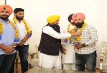 wrestler Jassa Patti, along with his team, joins the Aam Aadmi Party.