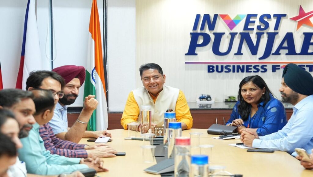 Aman Arora Assumes Charge as Minister of Industry and Commerce