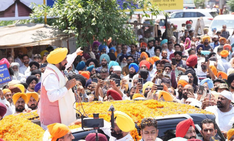 Bhagwant Singh Mann launched the Shukrana Yatra from Sri Anandpur Sahib