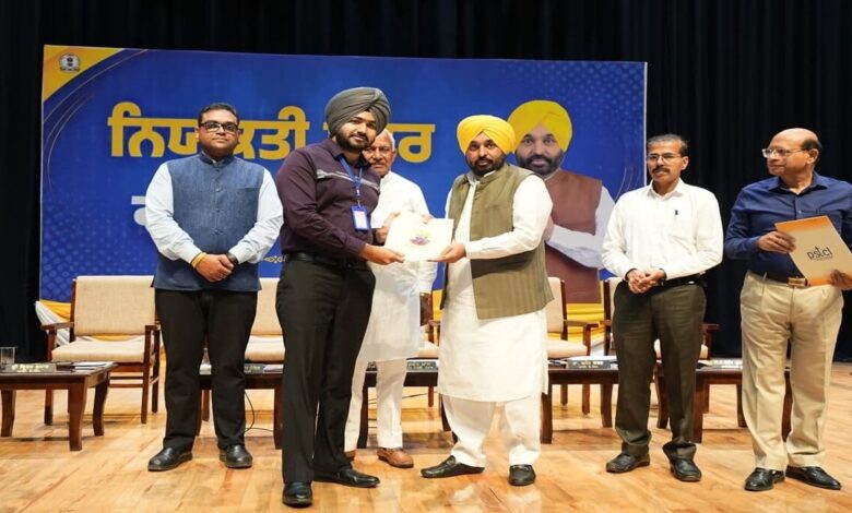 CM Bhagwant Mann handed over appointment letters to 665 youths recruited by PSPCL.