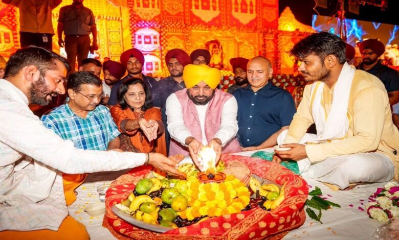 Grand temple dedicated to Mata Sita & Luv-Kush to be built in Amritsar Kejriwal