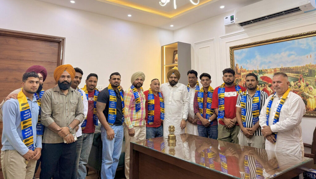 International Kabaddi Player Kinda Biharipuria Joins the AAP