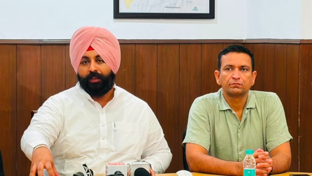 'Mission Clean Punjab' launched; all MC officials to hit the field in the morning.