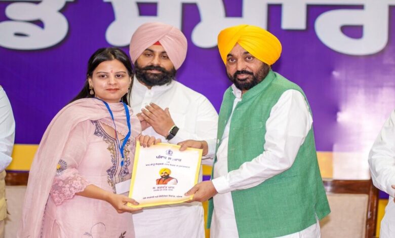 'Mission Rozgar' gains momentum; 355 youths see their dreams take flight.