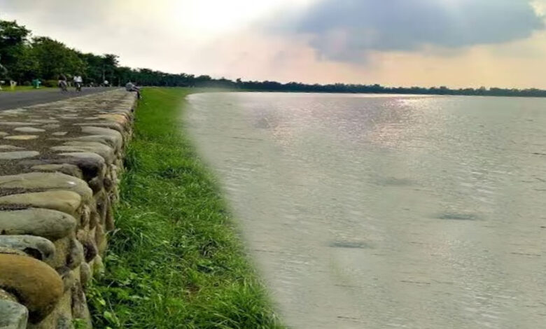 Water level of Sukhna Lake rises floodgates may be opened if heavy rain occurs