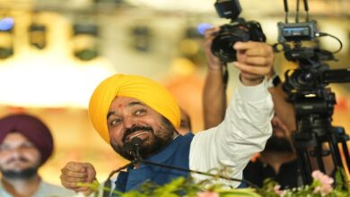 Kejriwal calls Mann 'Shravan Putra' over the expansion of Mukh Mantri Tirath Yatra Scheme