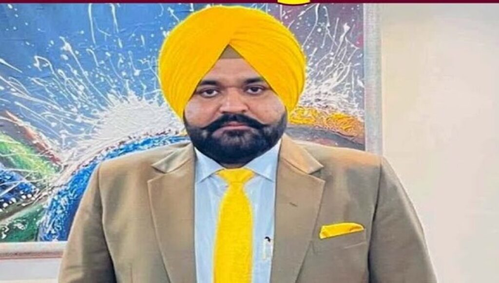 OSD Rajveer Ghumman gave a befitting reply to Bikram Singh Majithia.