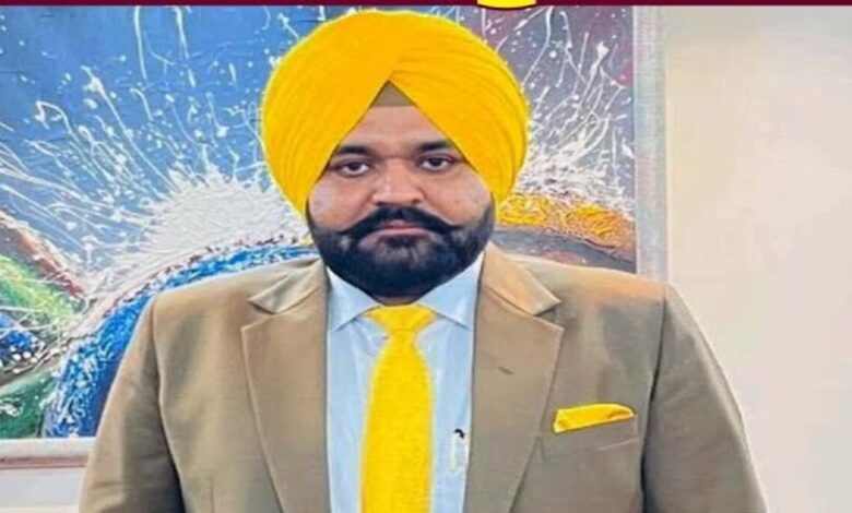 OSD Rajveer Ghumman gave a befitting reply to Bikram Singh Majithia.