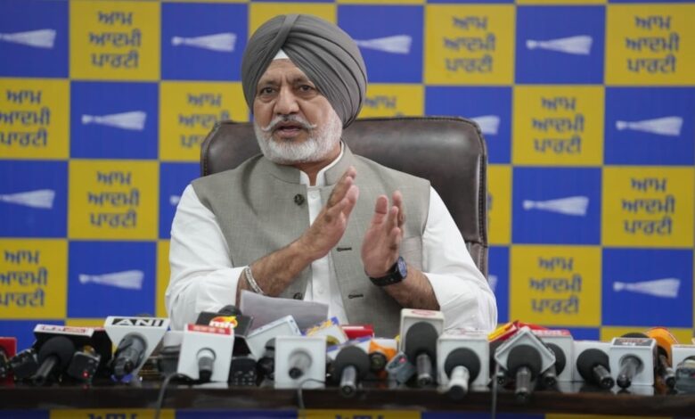 Baltej Pannu seeks a response from the SGPC leadership regarding the Chawla controversy.