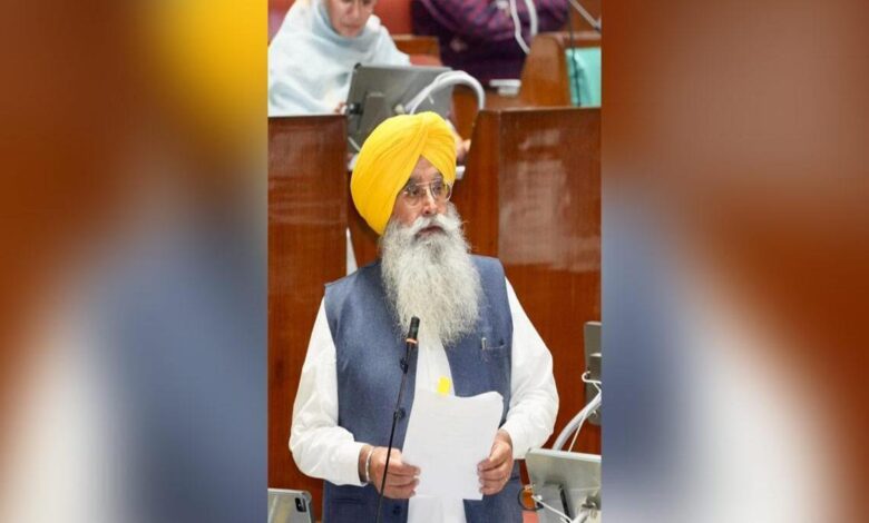 Farmers unions called off their agitation after receiving a written assurance.