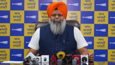 AAP expressed protest over the violation of the sanctity of Gurudwara Sri Bangla Sahib.