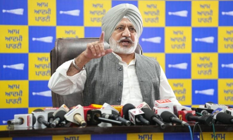 Baltej Pannu questions the silence of the Shiromani Gurudwara Prabandhak Committee and the Akali Dal.