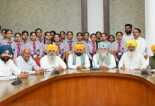 Bhagwant Mann met with students from Guru Gobind Singh International School.